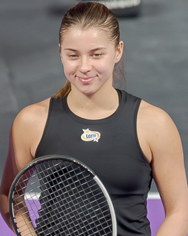 Maja Chwalinska tennis player